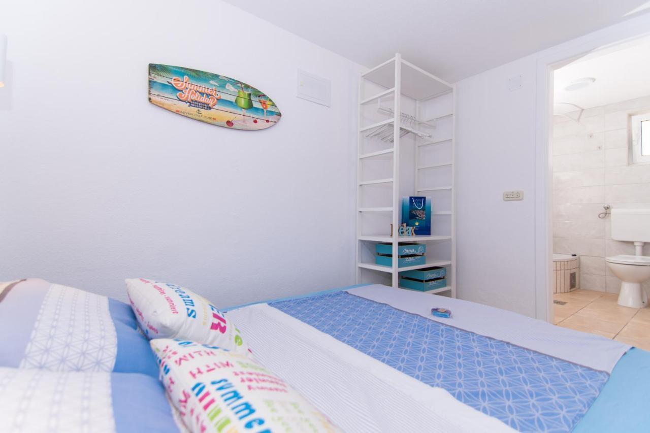 Apartments Lumini โตรกีร์ ภายนอก รูปภาพ