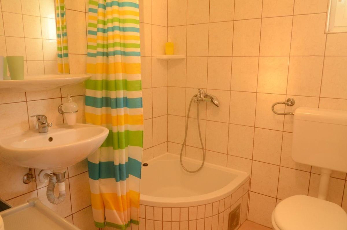 Apartments Lumini โตรกีร์ ภายนอก รูปภาพ